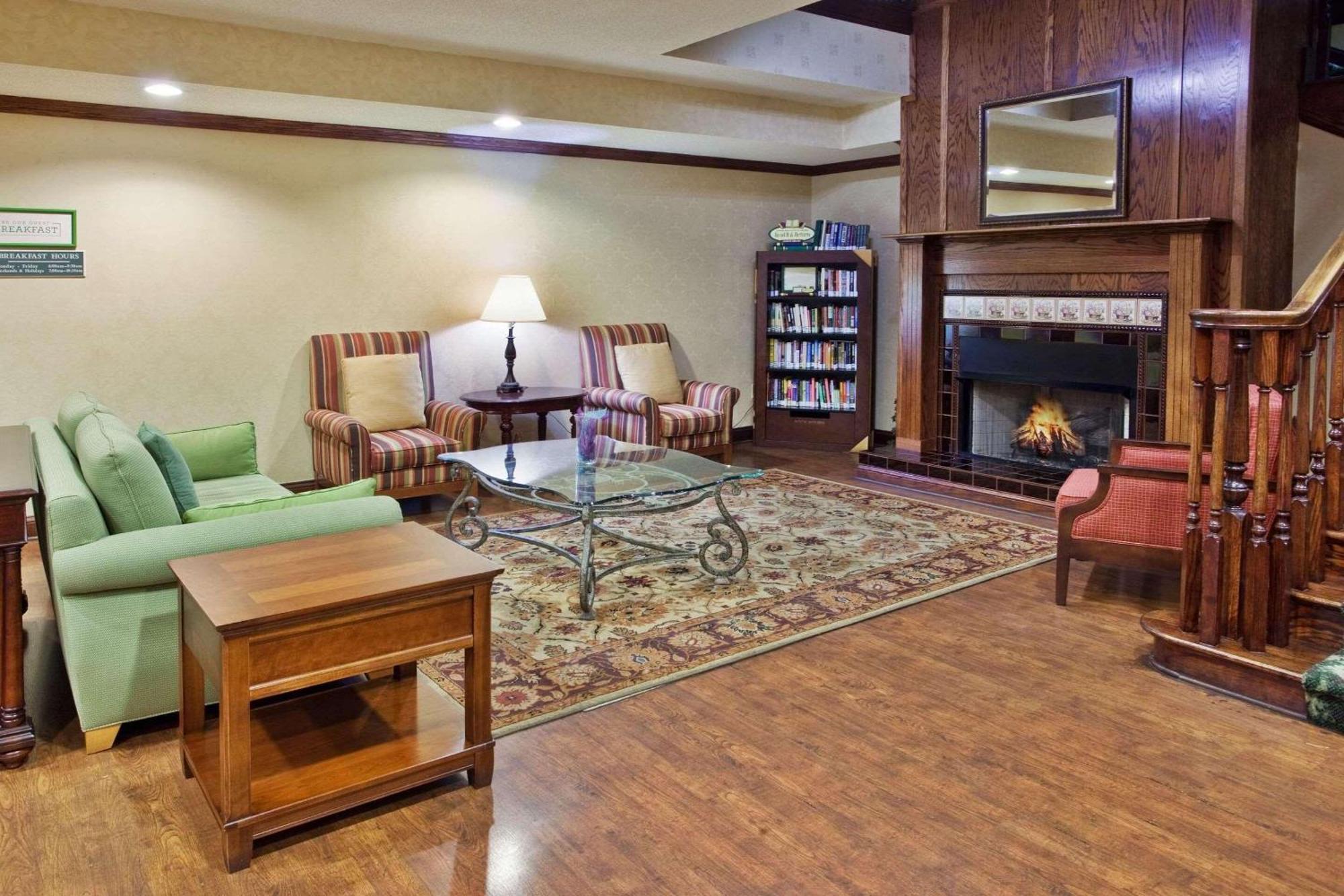 Country Inn & Suites By Radisson, Hiram, Ga Bagian luar foto